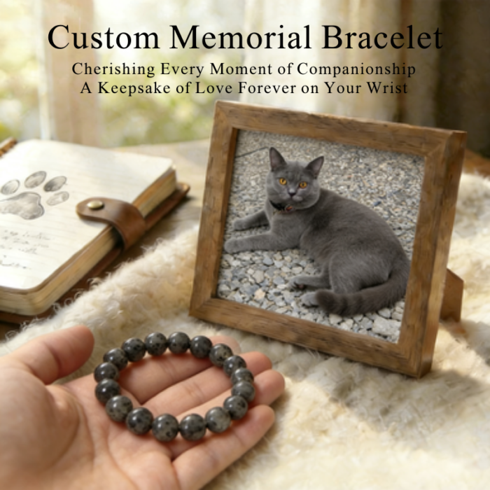 cat-pet-memorial-bracelet-dark-gray-002 Personalized dark gray cat memorial bracelet with natural stone beads, a keepsake to remember your beloved pet.