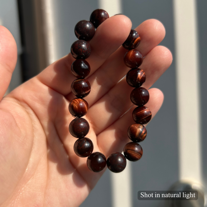Personalized red brown labralador dog memorial bracelet with natural stone beads, a keepsake to remember your beloved pet.