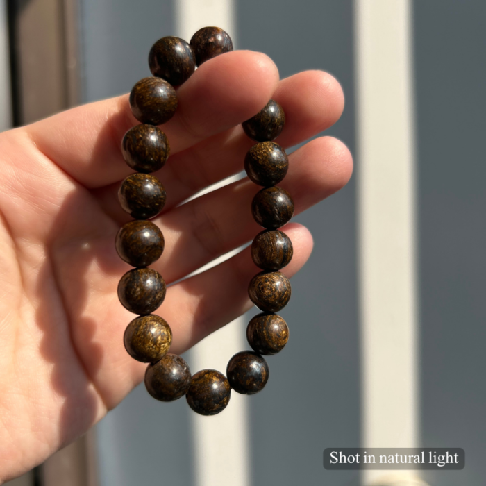 Personalized yellow brown tabby dog memorial bracelet with natural stone beads, a keepsake to remember your beloved pet.